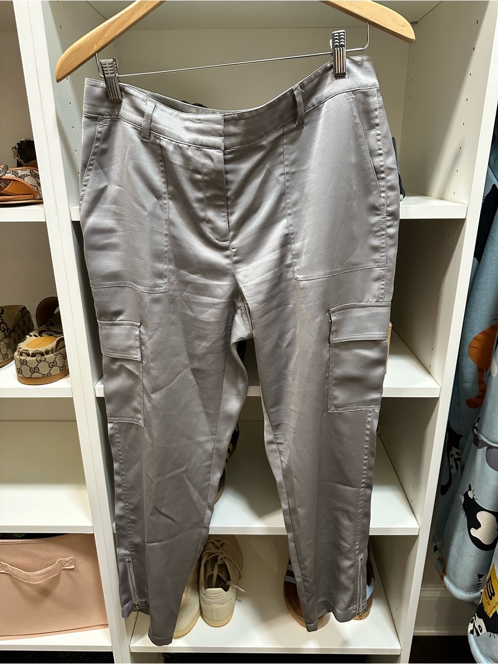NWOT WHBM The Slim Ankle pants silver cargo style size 10
